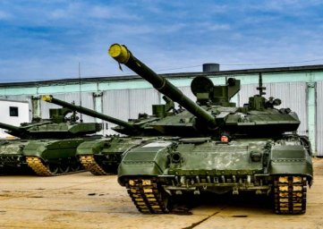 Крупная партия основных боевых танков Т-90М &laquo;Прорыв&raquo; отправлена в войска