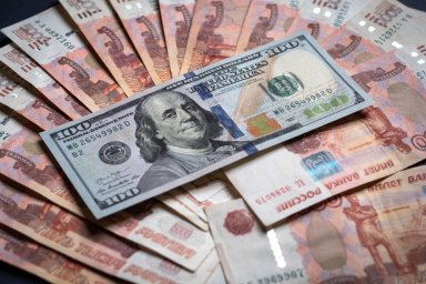 Эксперт назвал главную ошибку в прогнозировании курса рубля