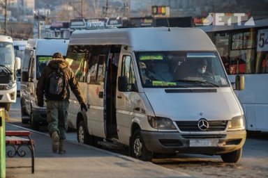 ДТП с автобусом и легковушкой произошло во Владивостоке