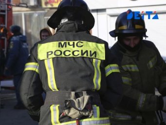 На руднике в Приамурье, где под завалами застряли 13 горняков, сохраняется угроза повторного прорыва