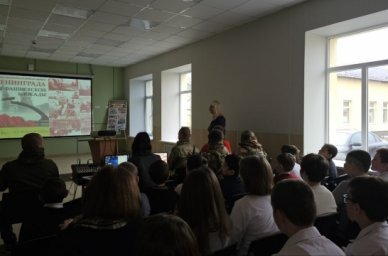В Херсонской области школьники ознакомились с подлинными документами, письмами и стихами, написанным