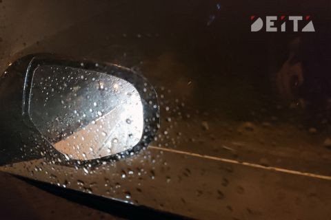 На каких улицах Владивостока можно утопить автомобиль, рассказали в полиции