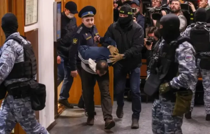Экс-начальник отдела операций ЦРУ в России посетовал на &laquo;нецивилизованное обращение&raquo; с террористами 