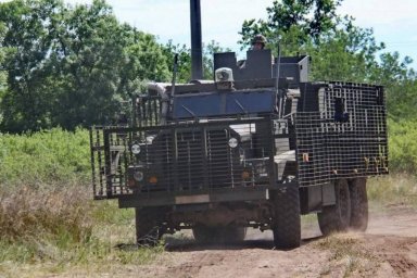 Британские бронеавтомобили Mastiff для украинской армии Британские бронеавтомобили Mastiff для украинской армии