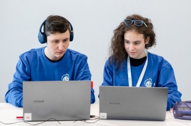 Для выпускники 9-х и 11-х классов Университет &laquo;Сириус&raquo; 1 марта откроет набор на программы специалите