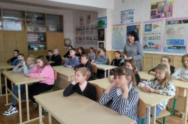 Школьники и студенты колледжей новых регионов России познакомились с достижениями своей малой родины