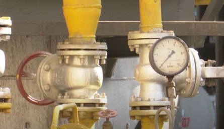 В Азербайджане отказались оплачивать поставки российского газа рублями В Азербайджане отказались оплачивать поставки российского газа рублями