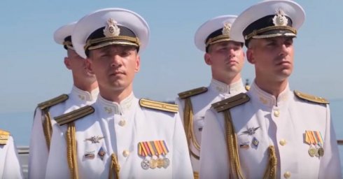 Парад в честь дня ВМФ РФ прошёл и на зарубежной базе - в сирийском Тартусе