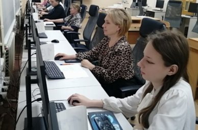 В Забайкалье запустили новый проект по профессиональной переподготовке учителей В Забайкалье запустили новый проект по профессиональной переподготовке учителей