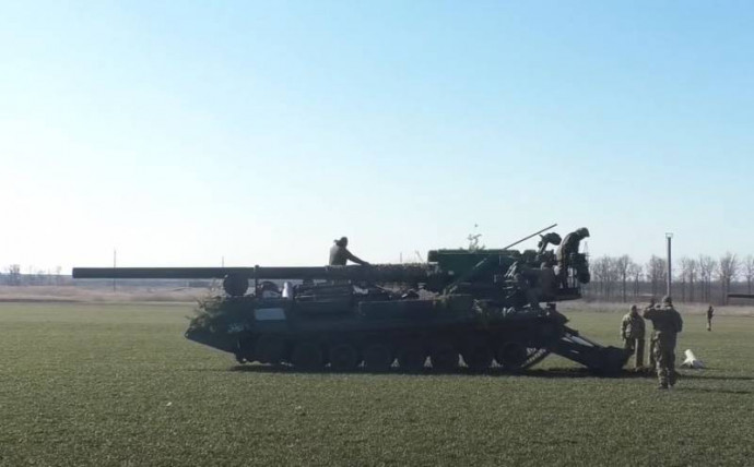 Минобороны показало видео уничтожения САУ 2С7 &laquo;Пион&raquo; ВСУ высокоточным боеприпасом