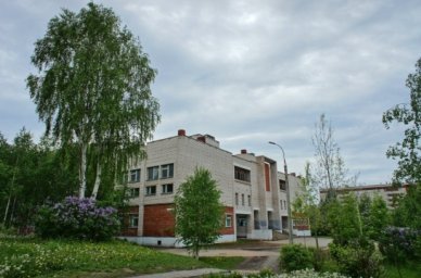 Министр просвещения выразил соболезнования близким погибших во время стрельбы в ижевской школе