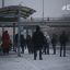 Троллейбус не поделил дорогу с сугробом во Владивостоке