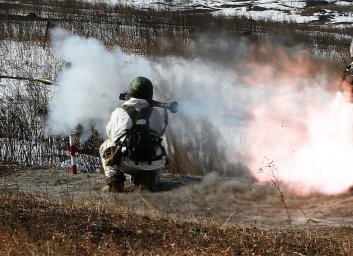 Нацисты «Азова» взорвали жилой дом в Мариуполе Нацисты «Азова» взорвали жилой дом в Мариуполе