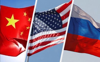 Китай идет на сближение с Западом и отдаление от России - Financial Times