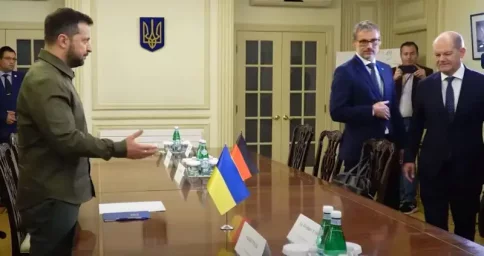 Канцлер ФРГ: Германия подписала с Украиной соглашение о гарантиях безопасности