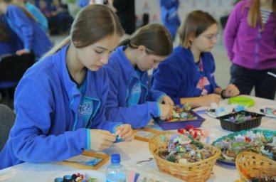 В &laquo;Артеке&raquo; прошла ярмарка затей &laquo;ДеТвоРА&raquo;