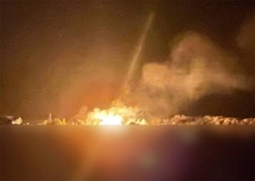 Мощный взрыв прогремел на перевалочном пункте противника в Малотарановке южнее Краматорска Мощный взрыв прогремел на перевалочном пункте противника в Малотарановке южнее Краматорска