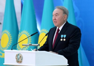Назарбаев призвал казахстанский народ сплотиться вокруг президента Токаева Назарбаев призвал казахстанский народ сплотиться вокруг президента Токаева