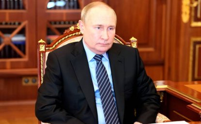 Президент РФ: Нас хотят победить на поле боя - пусть попробуют