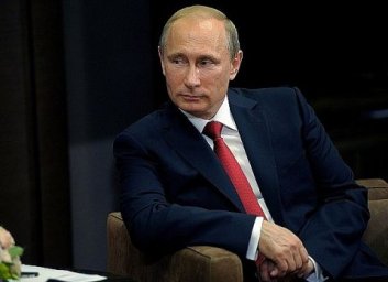 Путин назвал общей задачей поддержку семей погибших военных
