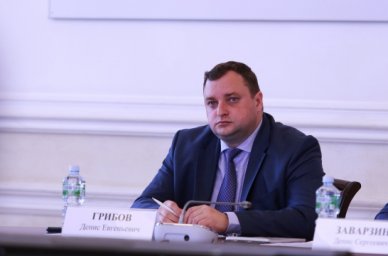 Минпросвещения России поддерживает законопроект о создании движения «Большая перемена» – Денис Грибо Минпросвещения России поддерживает законопроект о создании движения «Большая перемена» – Денис Грибо