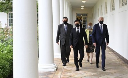 Politico (США): нынешние подходы США по Украине не работают. Вот что должен сделать Байден