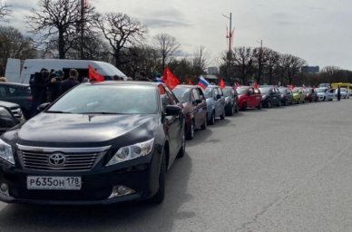 В Санкт-Петербурге прошел автопробег «Нам дороги эти позабыть нельзя...» В Санкт-Петербурге прошел автопробег «Нам дороги эти позабыть нельзя...»
