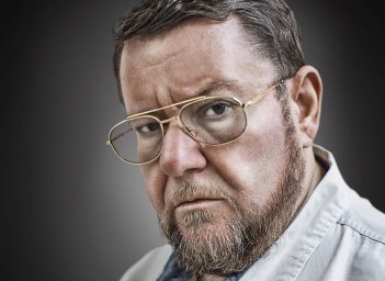 &laquo;Россию будут дербанить со всех сторон&raquo;: Сатановский призвал к жесткому удару