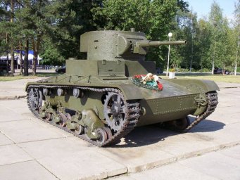 История танков: самый массовый довоенный танк в СССР - Т-26