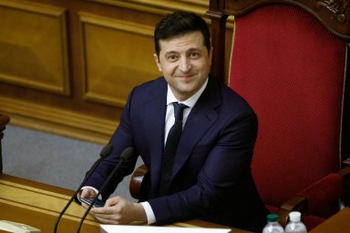 Нацисты просят оружие у евреев: Киев давит на Израиль