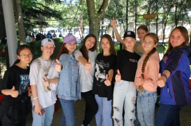 Более 3 тысяч школьников из всех российских регионов стали участниками первой летней смены «Артека» Более 3 тысяч школьников из всех российских регионов стали участниками первой летней смены «Артека»
