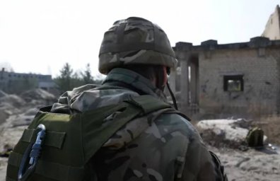 Всё большее число боевиков в Мариуполе попадает в плен к ВС РФ, оставшись без боеприпасов Всё большее число боевиков в Мариуполе попадает в плен к ВС РФ, оставшись без боеприпасов