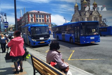 Контракты на пассажирские перевозки по маршрутам Владивостока заключает администрация города