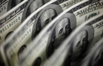 Курс доллара взлетит до небес: когда нужно закупиться валютой, объяснил эксперт