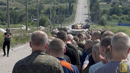 Тревожный симптом: «азовцы» в обмен на российских солдат Тревожный симптом: «азовцы» в обмен на российских солдат