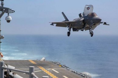 В США заявили о росте затрат и задержек по истребителю F-35 В США заявили о росте затрат и задержек по истребителю F-35